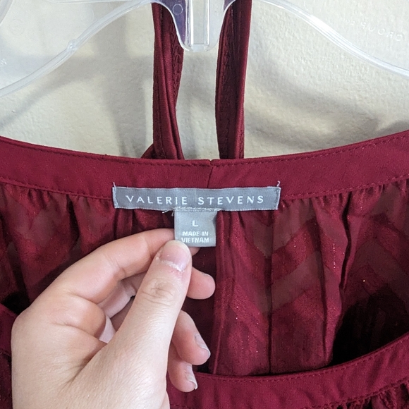 Valerie Stevens Maroon Lace Blouse and Camisole Set - Picture 2 of 4